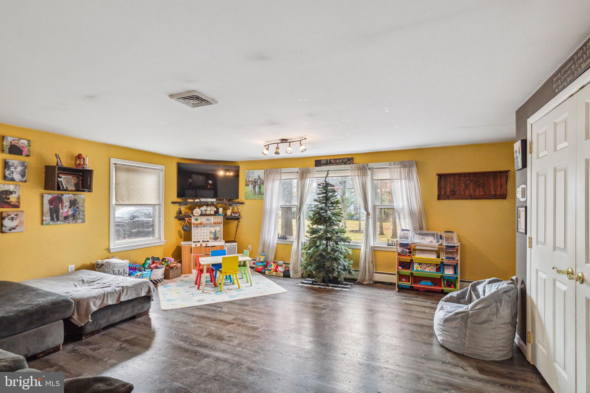 84 South Dietz Mill Road Telford, PA 18969 - Photo 7 of 26