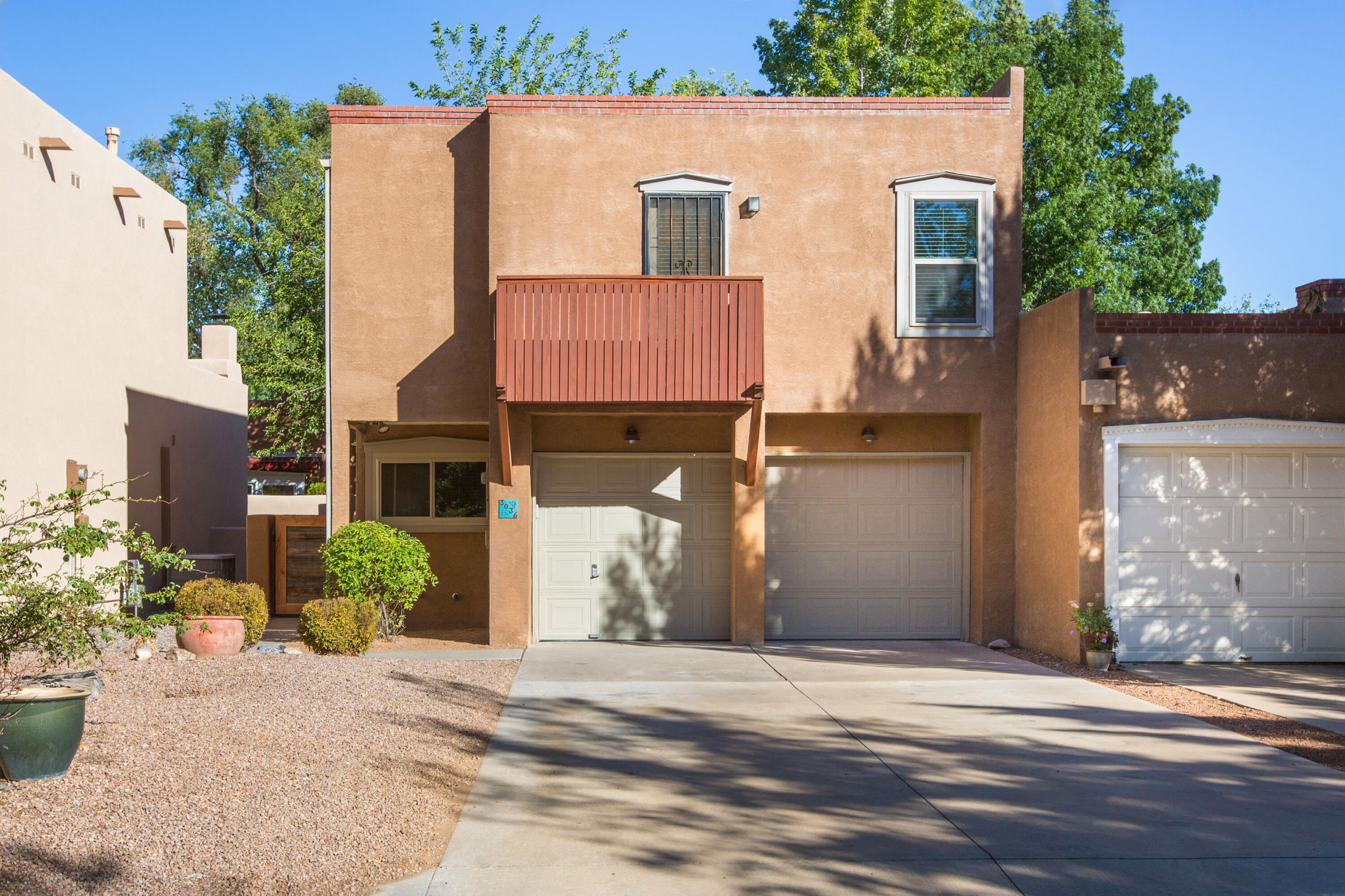 3036 Sombra Del Rio Northwest Albuquerque, NM 87107 - Photo 2 of 38 Gallery Image 2