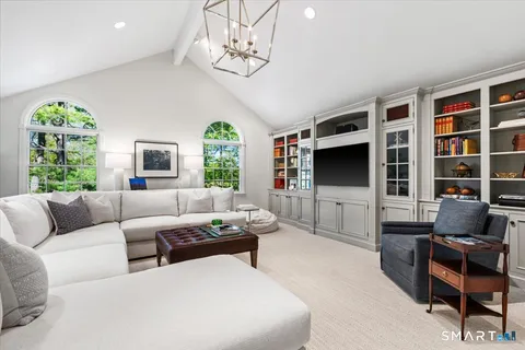 $2,250,000 | 12 Norholt Drive, New Canaan, CT 06840