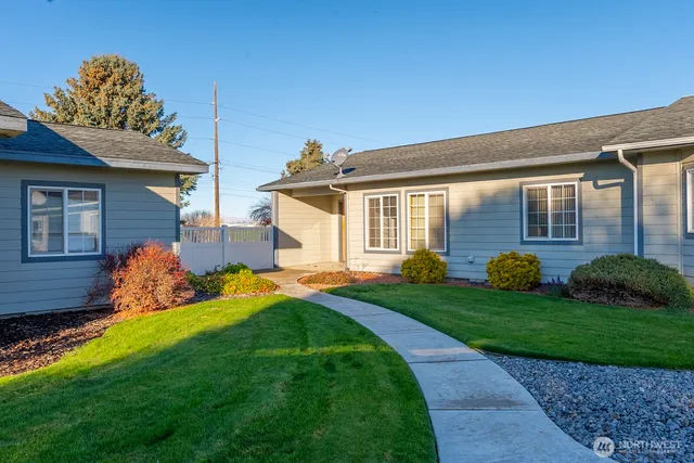 $239,000 | 1000 13th Avenue Southwest, Unit 3, Quincy, WA 98848