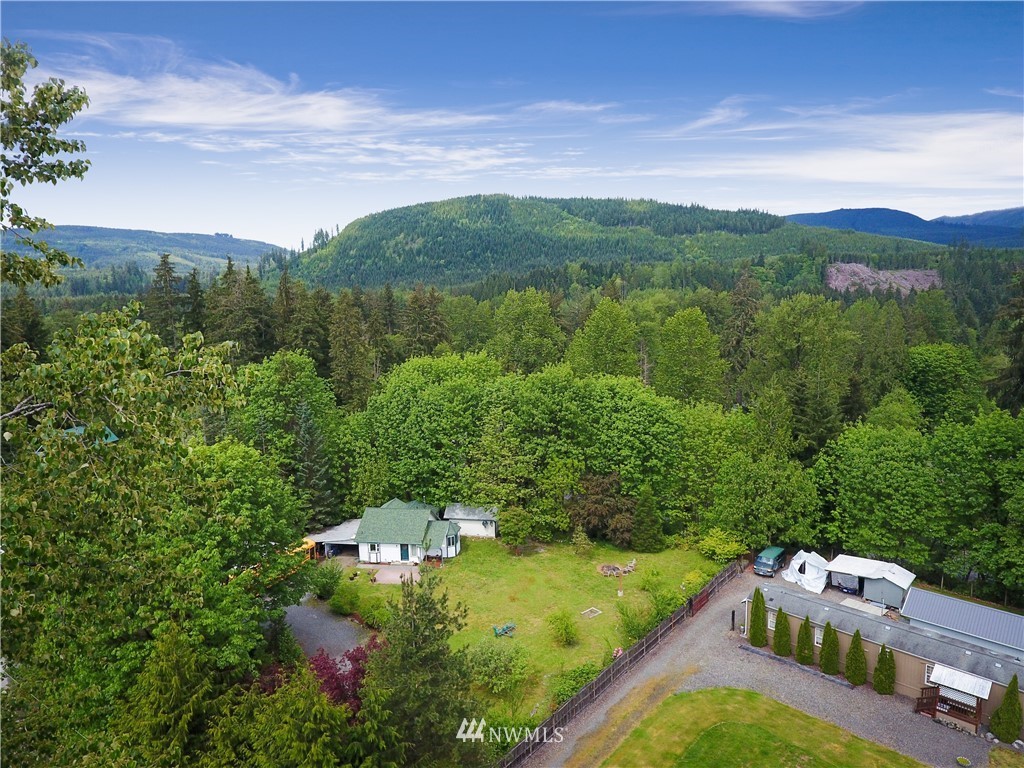 22425 North Forest Loop Road Granite Falls, WA 98252 - Photo 29 of 37 Gallery Image 29