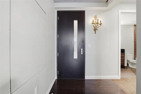 $2,695 | 2600 West 7th Street, Unit 2726, Fort Worth, TX 76107
