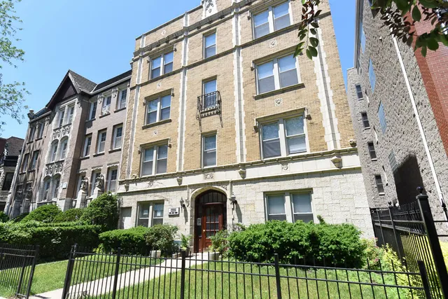 $1,395 | 640 West Wrightwood Avenue, Unit 103, Chicago, IL 60614
