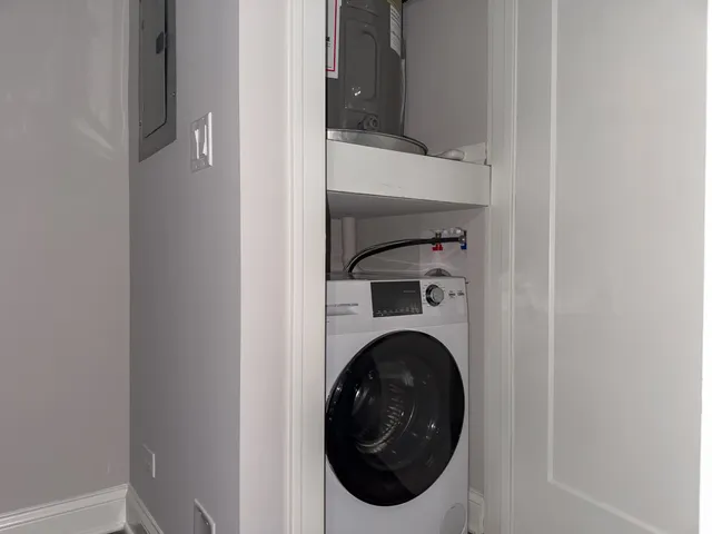 $1,395 | 640 West Wrightwood Avenue, Unit 103, Chicago, IL 60614