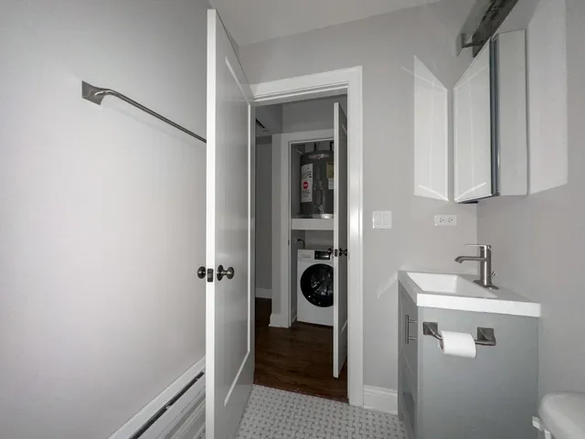 $1,395 | 640 West Wrightwood Avenue, Unit 103, Chicago, IL 60614