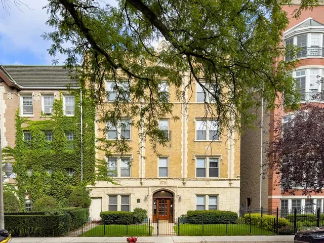 $1,395 | 640 West Wrightwood Avenue, Unit 103, Chicago, IL 60614