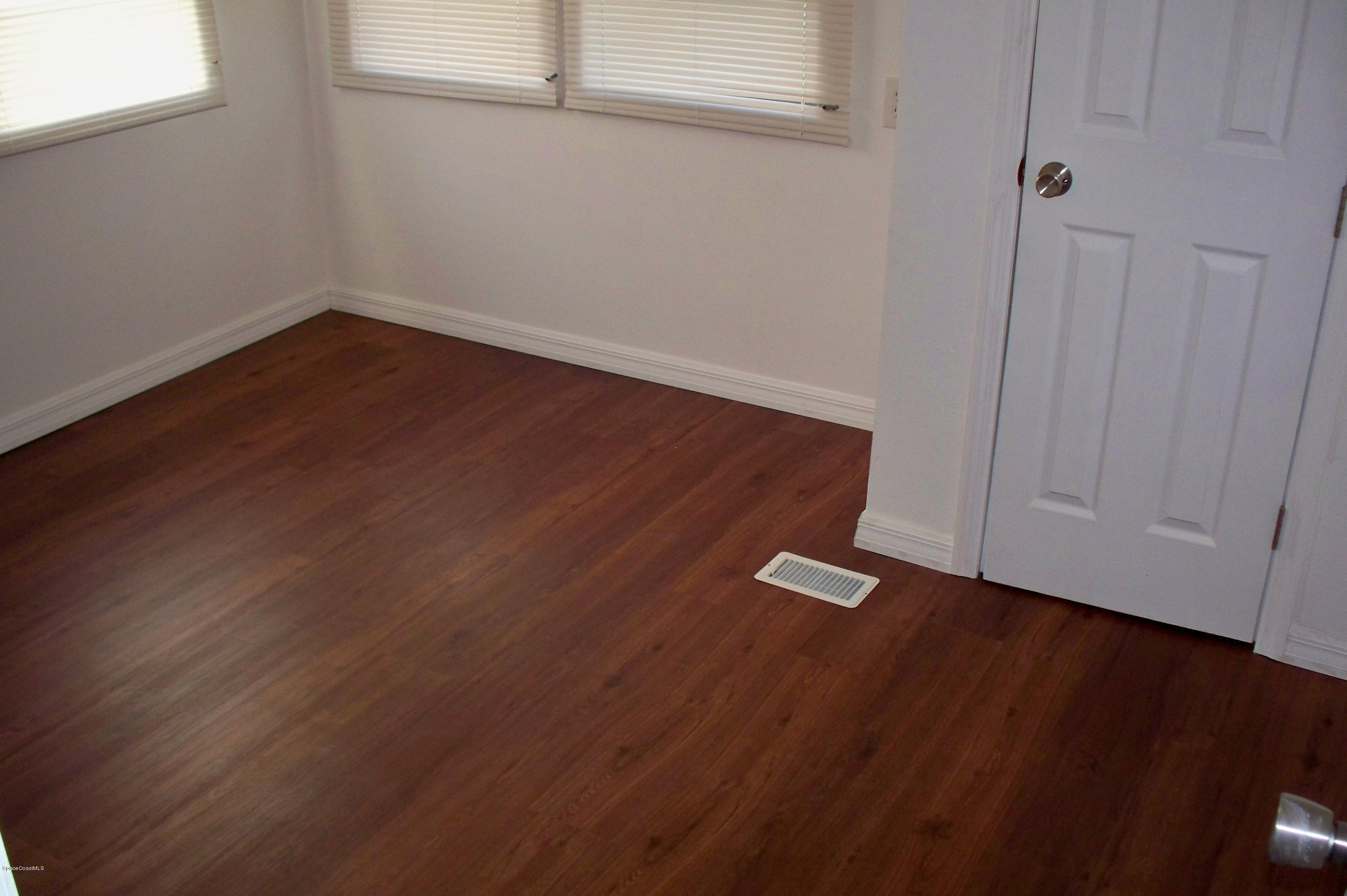 2546 Amberly Road Northeast Palm Bay, FL 32905 - Photo 10 of 13 2546 Amberly 019