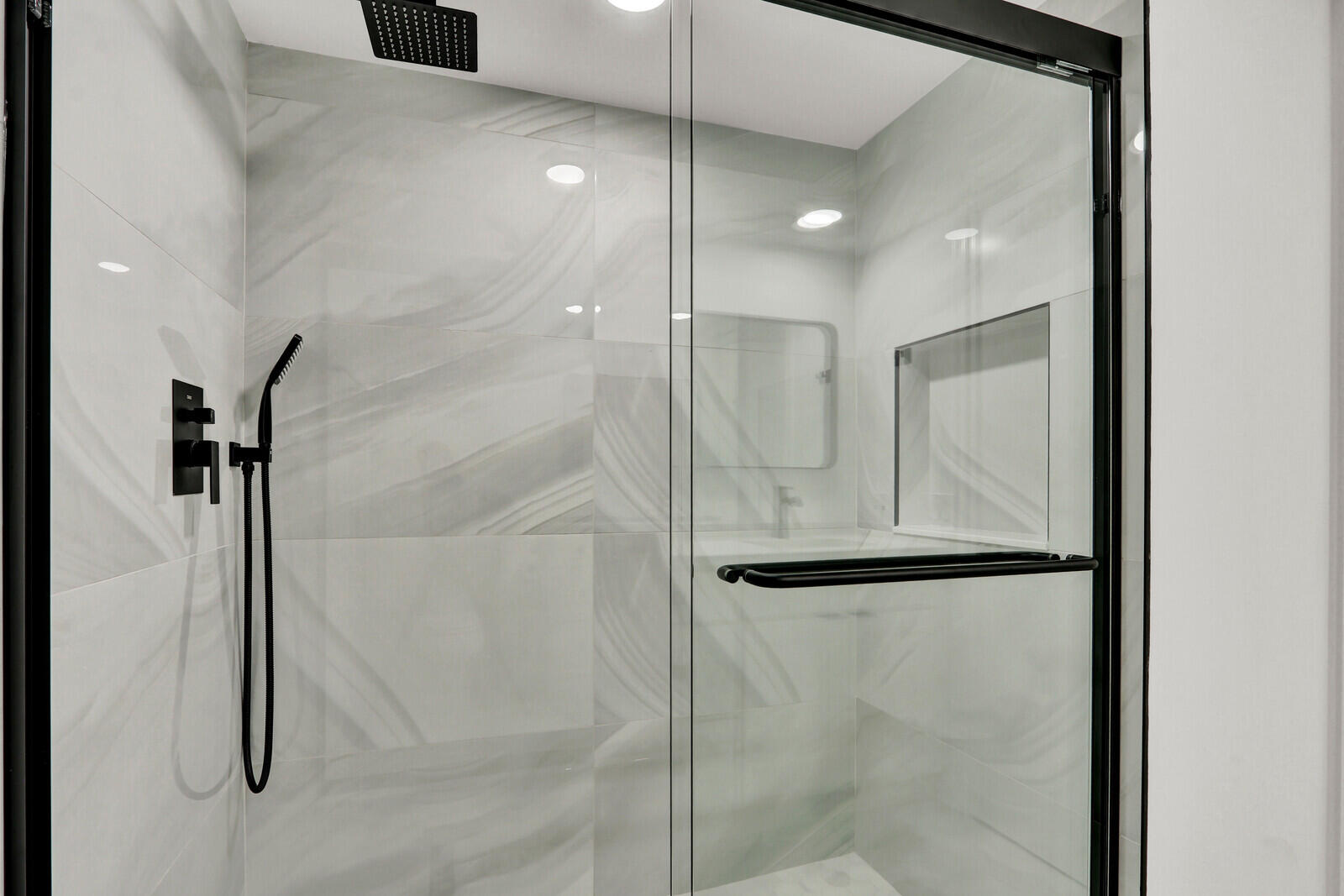 9260 Southwest 14th Street, Unit 2303 Boca Raton, FL 33428 - Photo 34 of 52 Bathroom