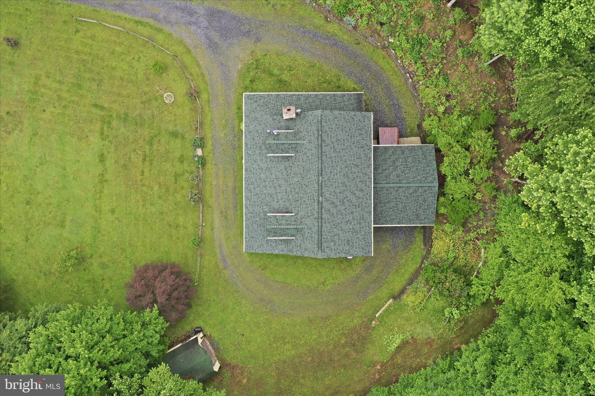 938 Lake Arrowhead Road Luray, VA 22835 - Photo 21 of 38 Roof