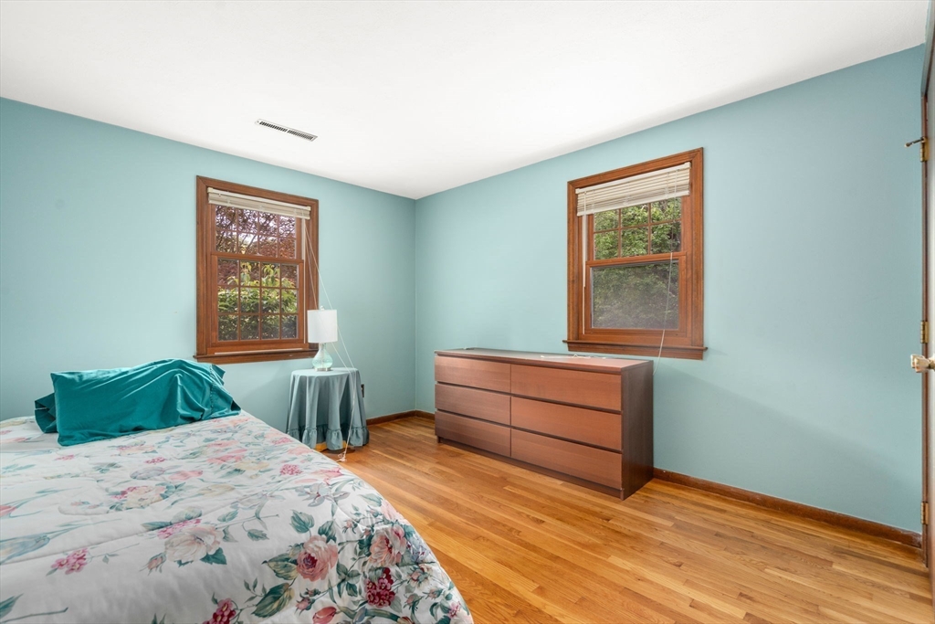 11 Bacon Road Framingham, MA 01701 - Photo 21 of 30