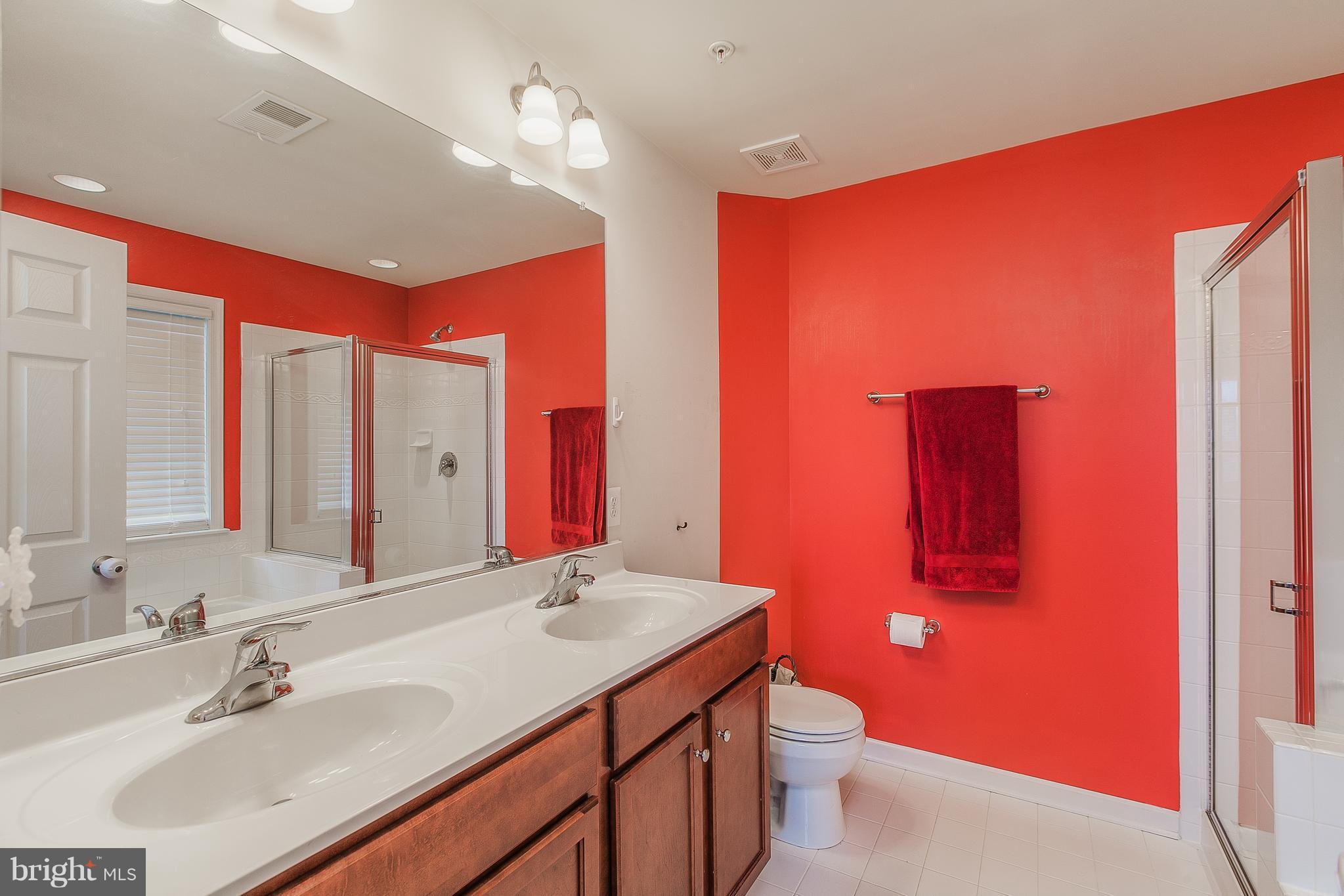 4008 Pennyfields Lock Court Point of Rocks, MD 21777 - Photo 17 of 29 Bath (Master)