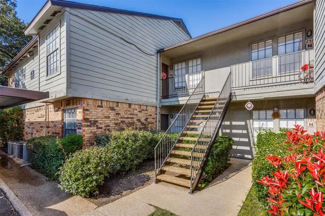 $175,000 | 5335 Bent Tree Forest Drive, Unit 150, Dallas, TX 75248