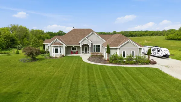 $1,650,000 | 1829 County Hwy K, Erin, WI 53027