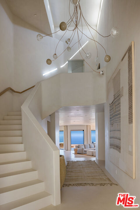 4310 Encinal Canyon Road Malibu, CA 90265 - Photo 5 of 28