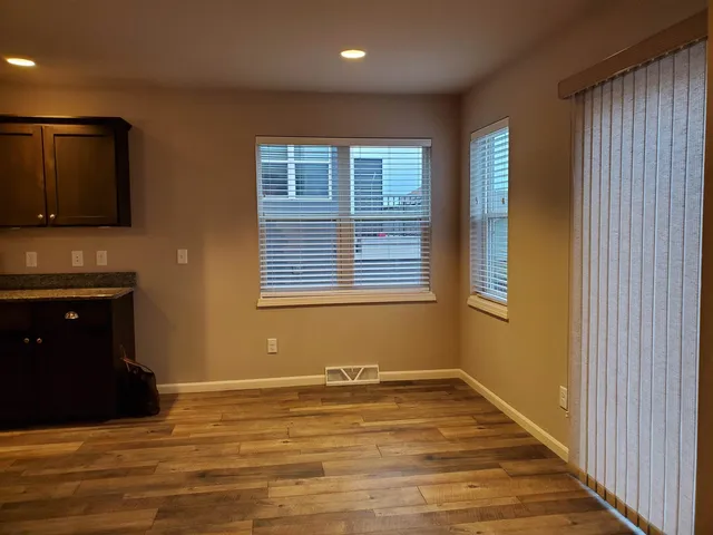 $2,850 | 9335 Silicon Prairie Parkway, Verona, WI 53593