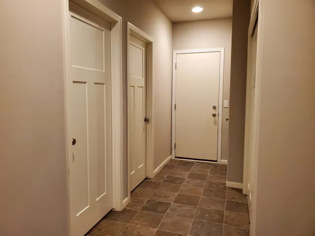 $2,850 | 9335 Silicon Prairie Parkway, Verona, WI 53593