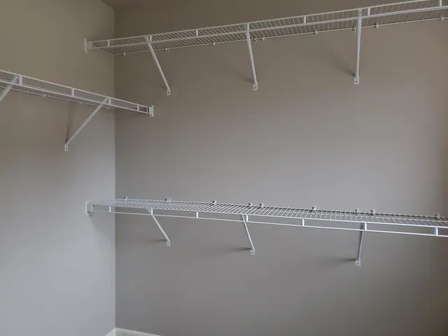 $2,850 | 9335 Silicon Prairie Parkway, Verona, WI 53593