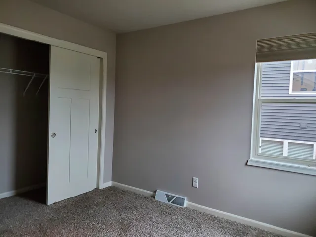 $2,850 | 9335 Silicon Prairie Parkway, Verona, WI 53593