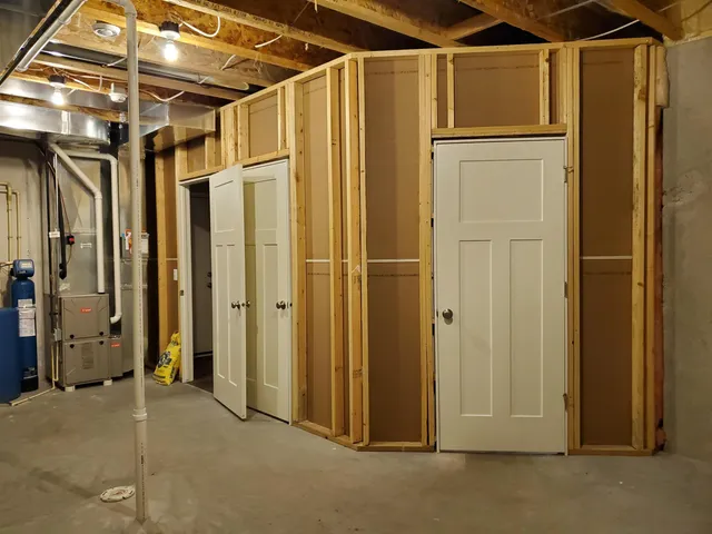 $2,850 | 9335 Silicon Prairie Parkway, Verona, WI 53593