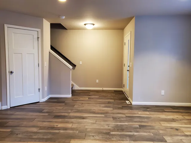 $2,850 | 9335 Silicon Prairie Parkway, Verona, WI 53593