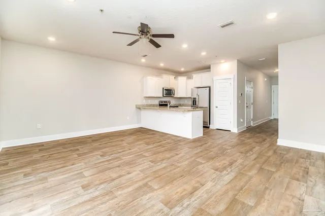 $1,775 | 1528 Farragut Way, Pensacola, FL 32534