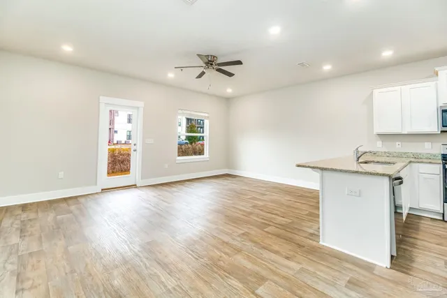 $1,775 | 1528 Farragut Way, Pensacola, FL 32534