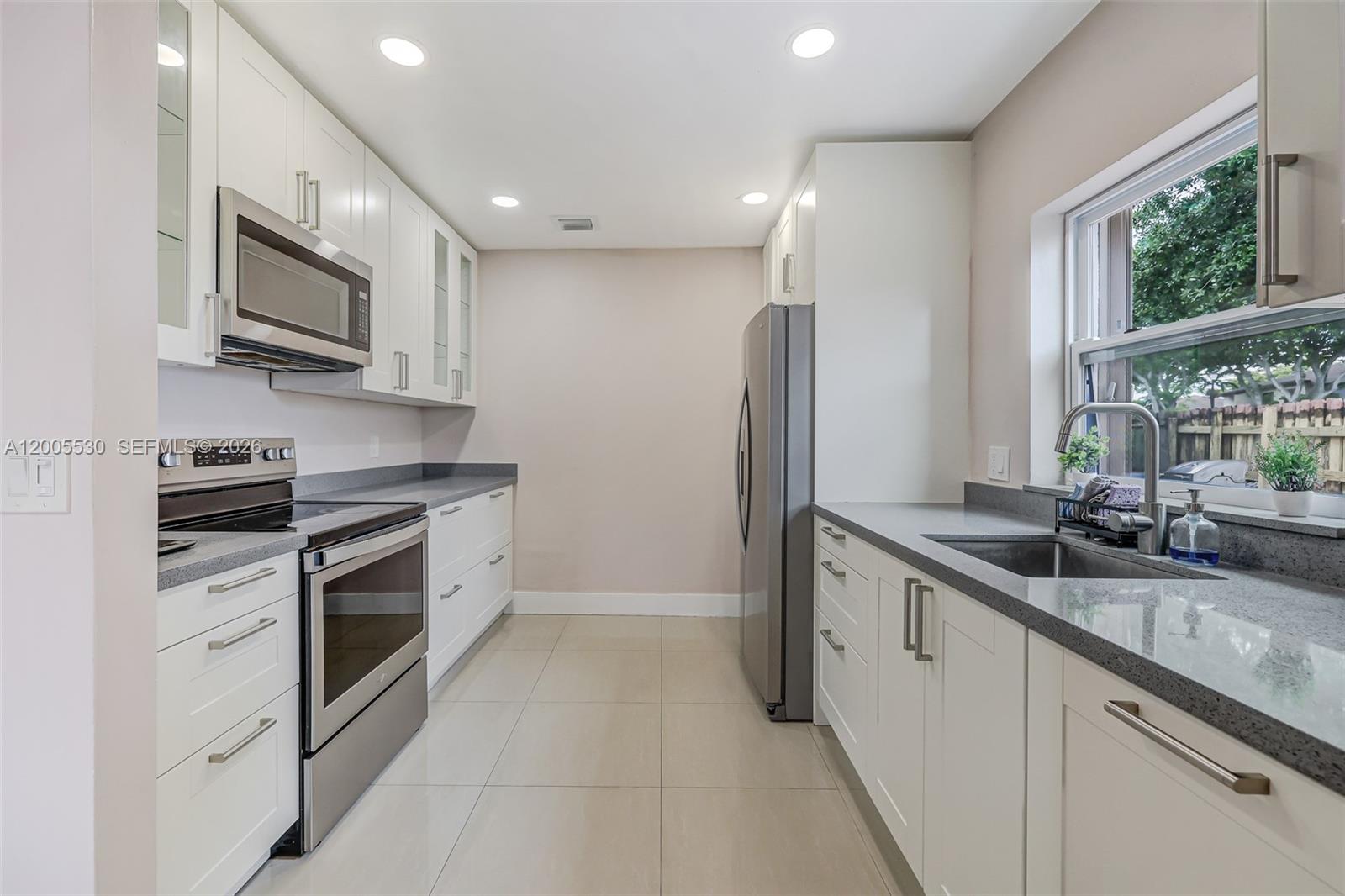 13890 Southwest 43rd Terrace Miami, FL 33175 - Photo 13 of 46