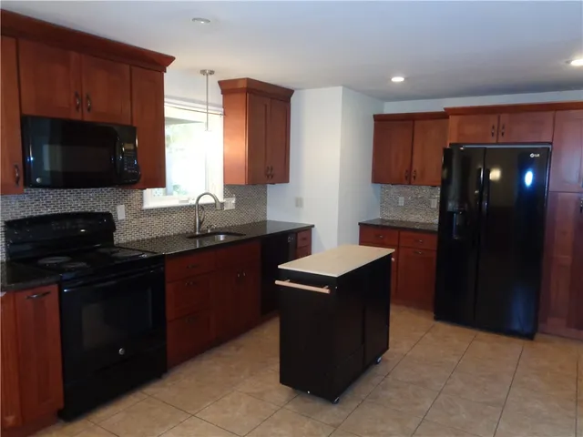 $179,900 | 7 Wilson Street, Corning, NY 14830