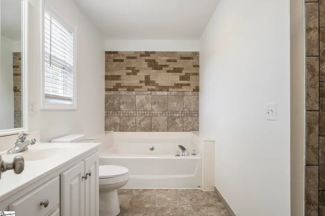 $299,900 | 105 Laurens Court, Anderson, SC 29621