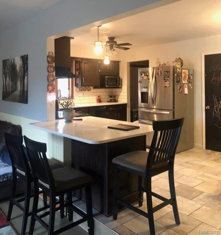 10061 South State Road Goodrich, MI 48438 - Photo 3 of 15 State Kitchen 3.jpg