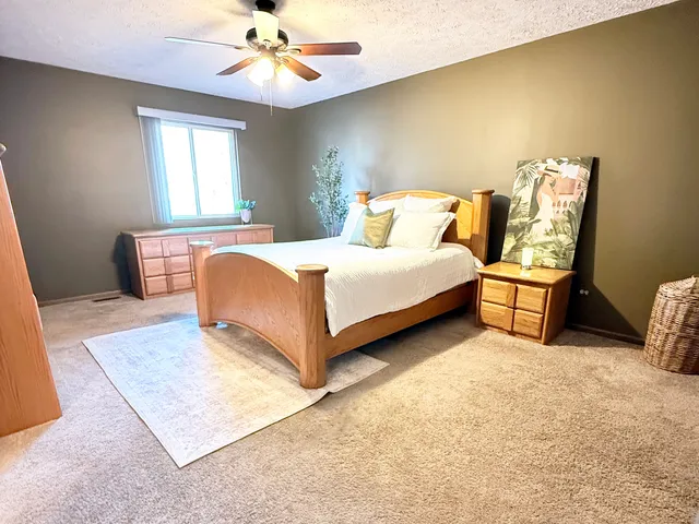 $265,000 | 4208 Whitetail Court, Joliet, IL 60431