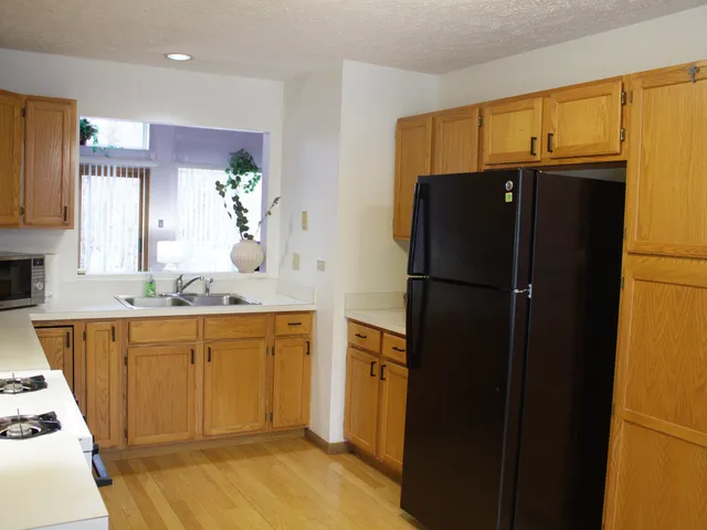 $265,000 | 4208 Whitetail Court, Joliet, IL 60431