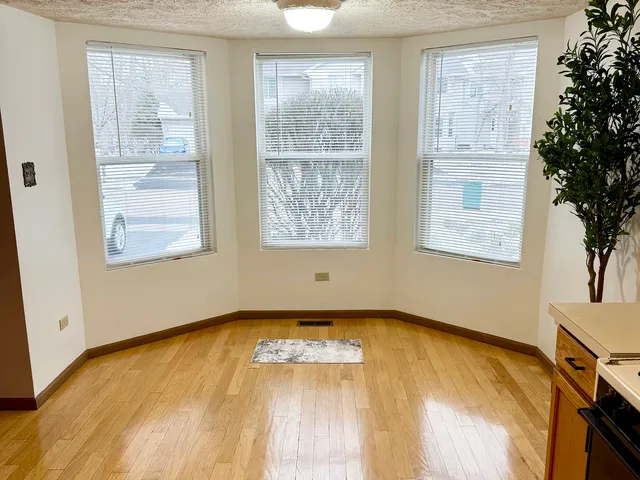 $265,000 | 4208 Whitetail Court, Joliet, IL 60431