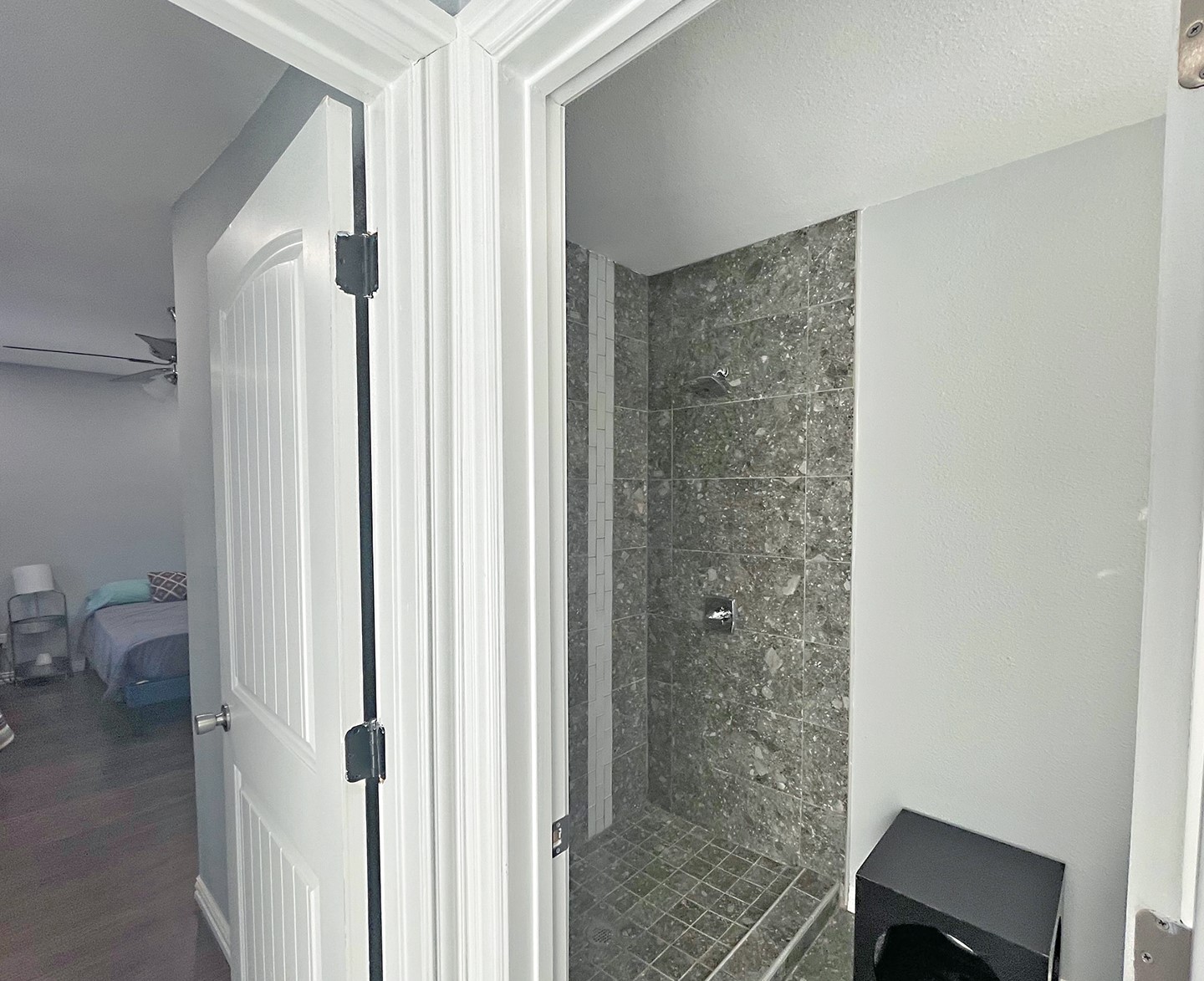 720 Caperton Street Houston, TX 77022 - Photo 24 of 25 a bathroom with a shower