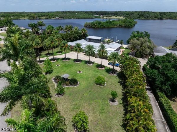 $6,500 | 14562 Riverside Drive, Fort Myers, FL 33905