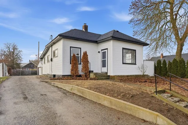 $280,000 | 2804 East Rowan Avenue, Spokane, WA 99217