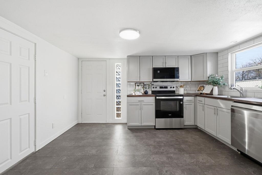 2804 East Rowan Avenue Spokane, WA 99217 - Photo 11 of 37