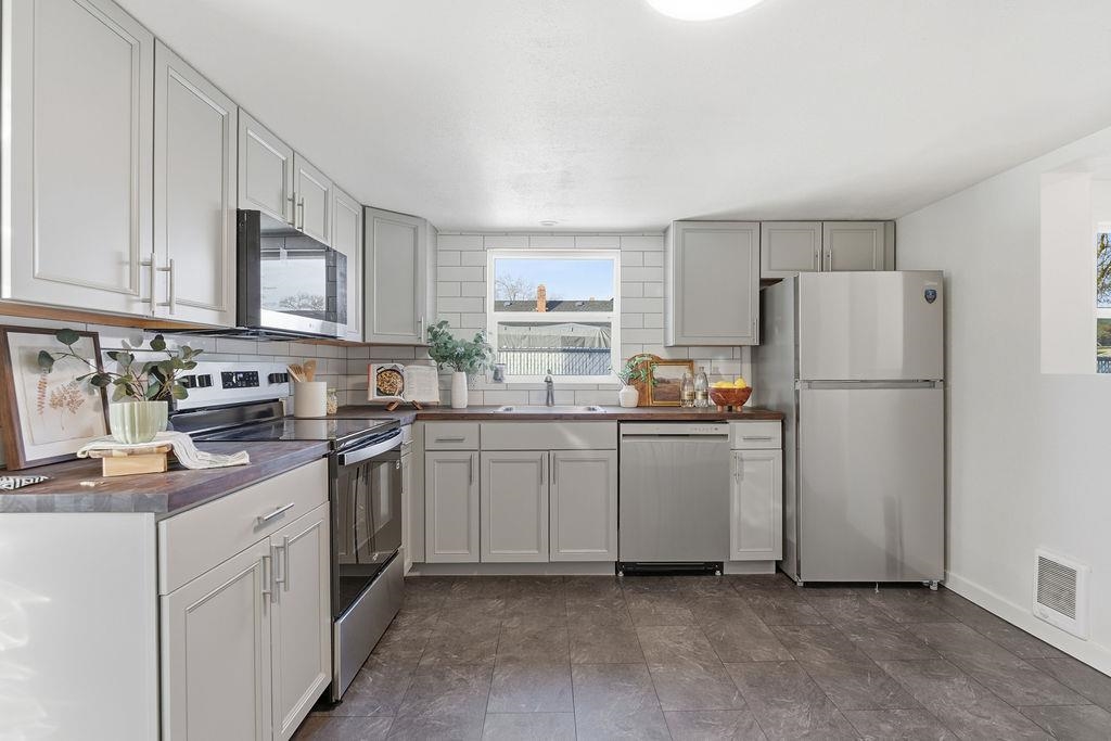 2804 East Rowan Avenue Spokane, WA 99217 - Photo 13 of 37