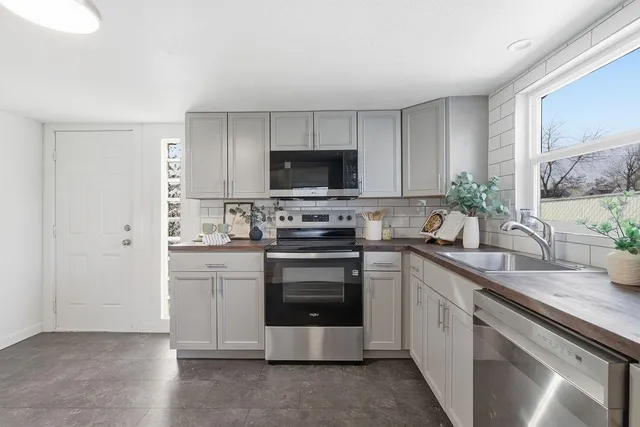 $280,000 | 2804 East Rowan Avenue, Spokane, WA 99217