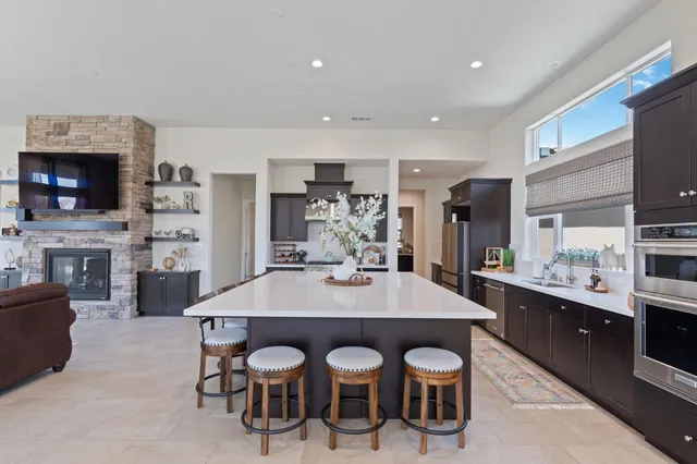 $850,000 | 911 Highland Road, Madera, CA 93636