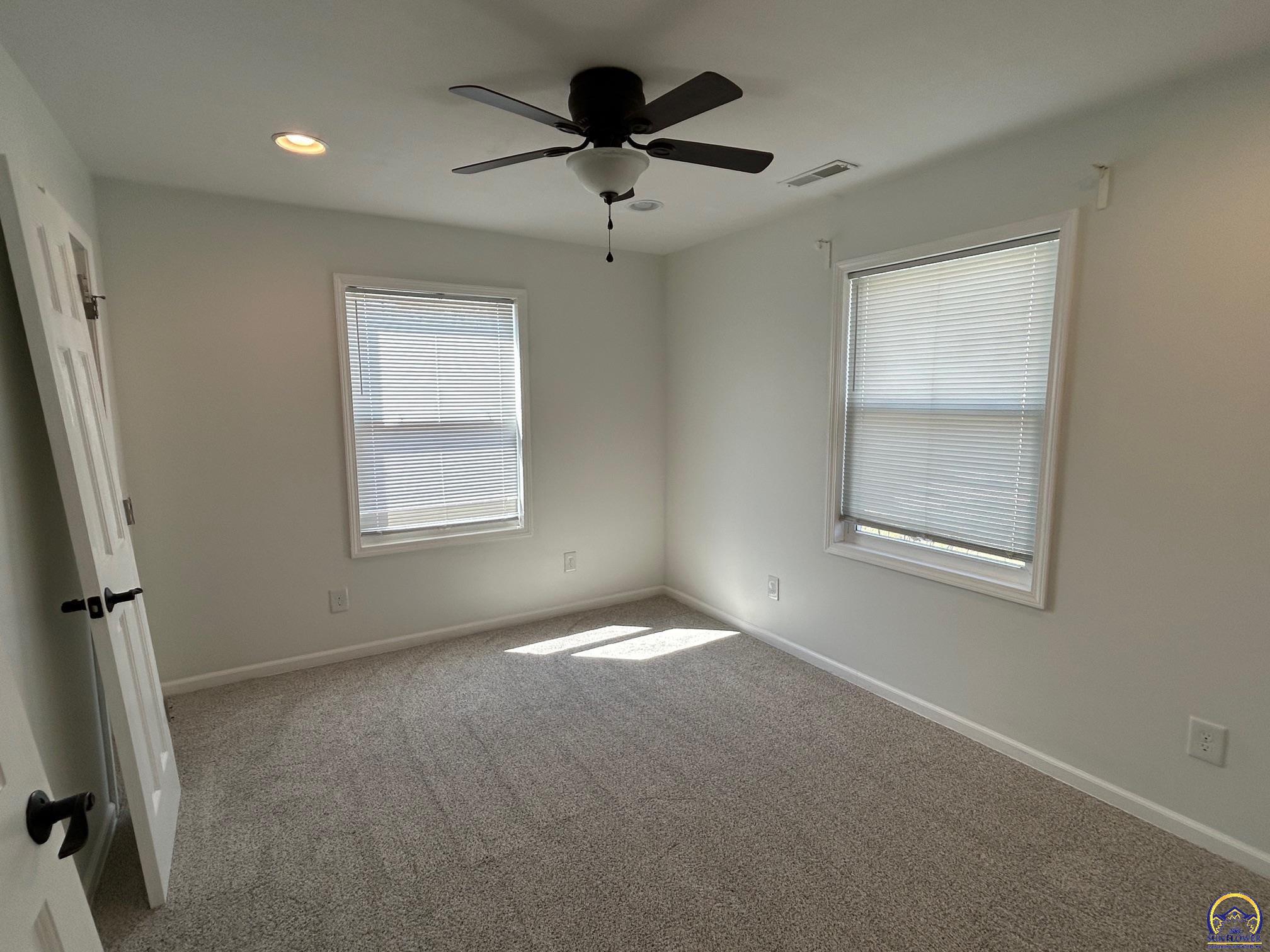 3805 Southwest 12th Street Topeka, KS 66604 - Photo 12 of 16