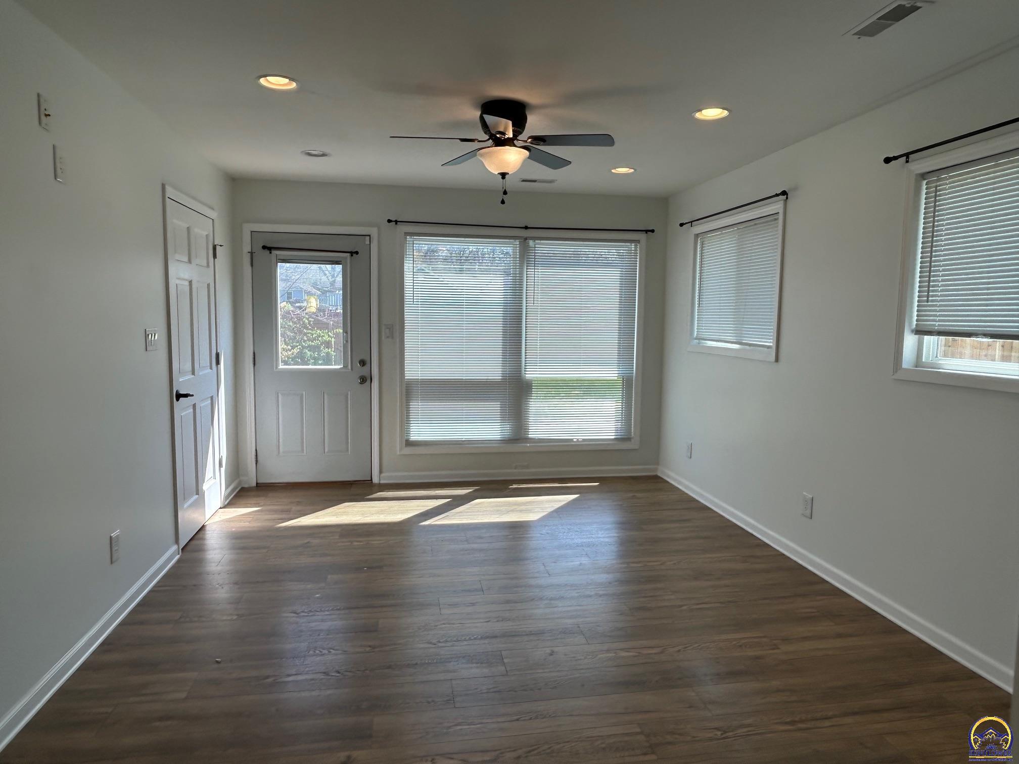 3805 Southwest 12th Street Topeka, KS 66604 - Photo 7 of 16