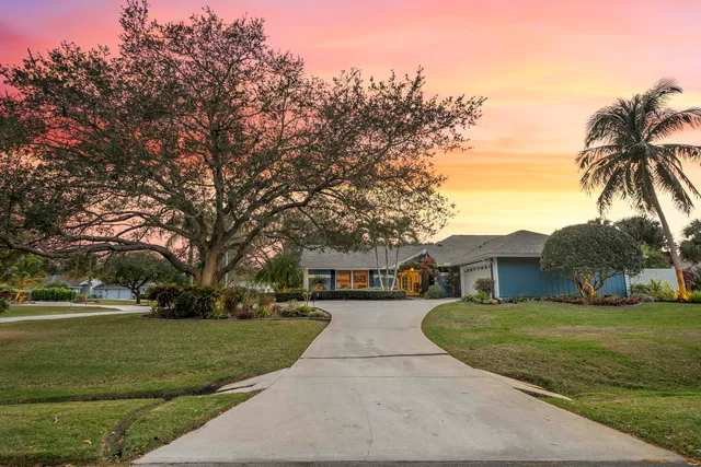 $800,000 | 1022 Southwest Tiburon Way, Palm City, FL 34990