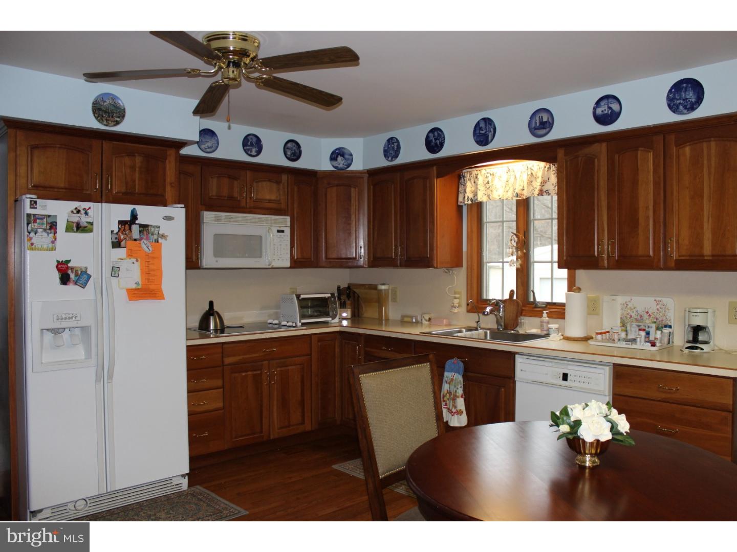 83 Hackett Road Woodstown, NJ 08098 - Photo 2 of 23 Kitchen