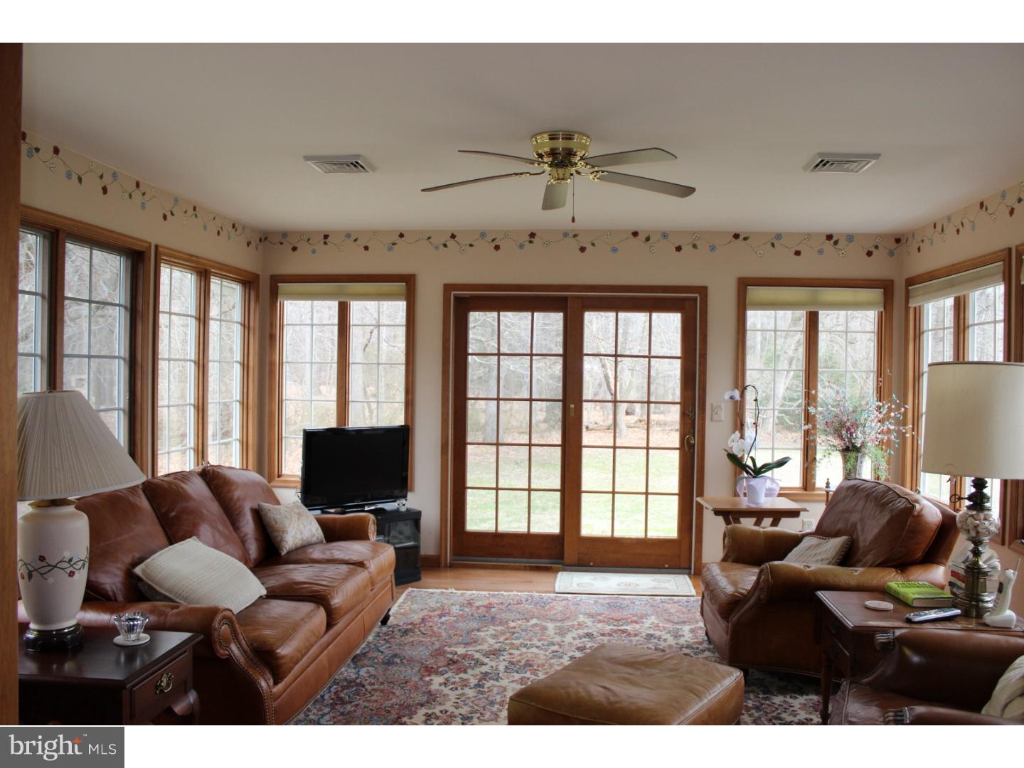 83 Hackett Road Woodstown, NJ 08098 - Photo 7 of 23 Family Room