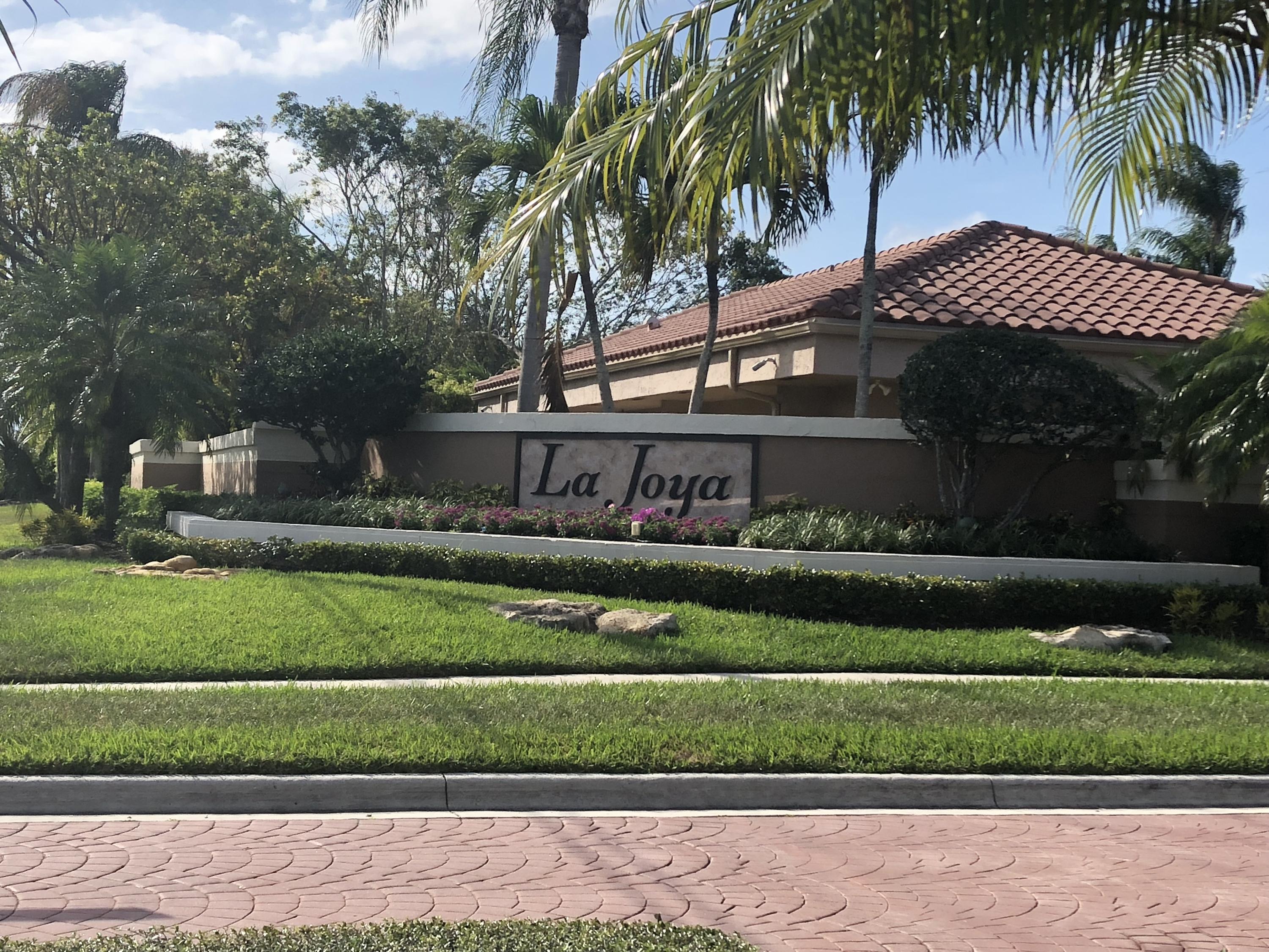 23204 L'Ermitage Circle Boca Raton, FL 33433 - Photo 2 of 49 2018-02-27 15.34.00