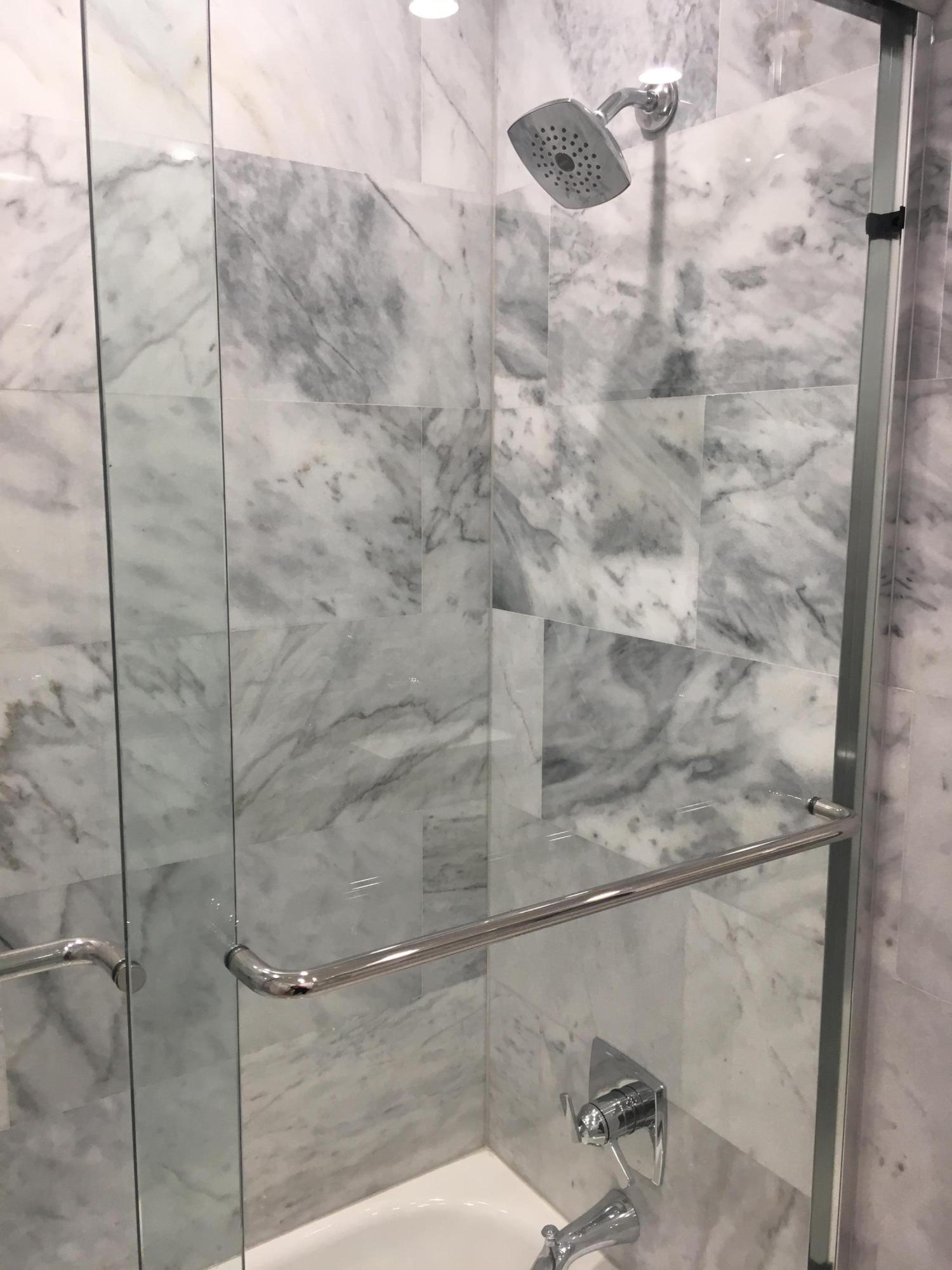 23204 L'Ermitage Circle Boca Raton, FL 33433 - Photo 32 of 49 2ND BATHROOM