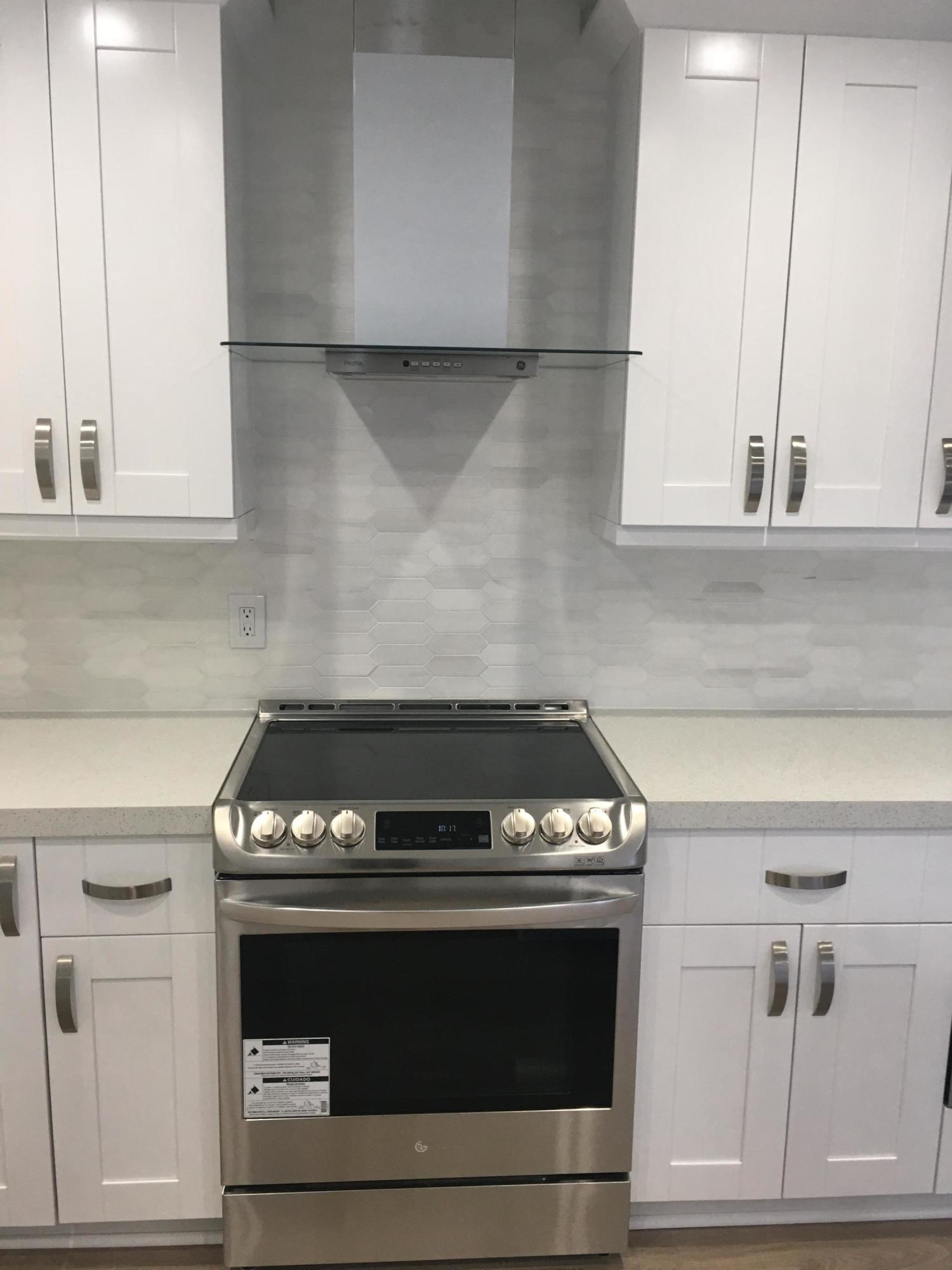 23204 L'Ermitage Circle Boca Raton, FL 33433 - Photo 10 of 49 KITCHEN