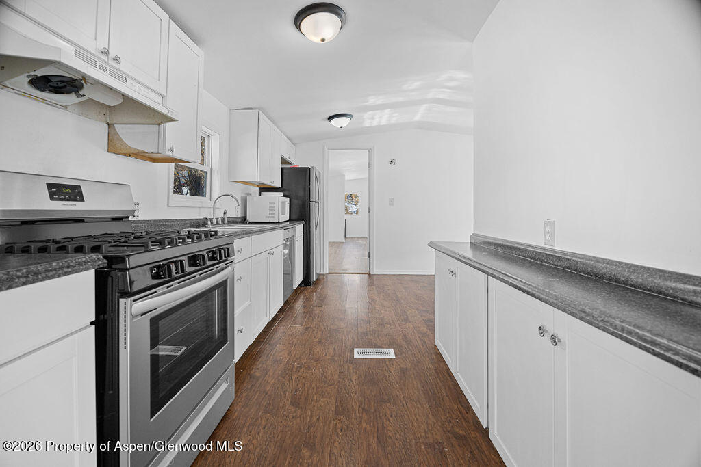 1123 Sequoia Avenue Craig, CO 81625 - Photo 10 of 27 1123Sequoia-15