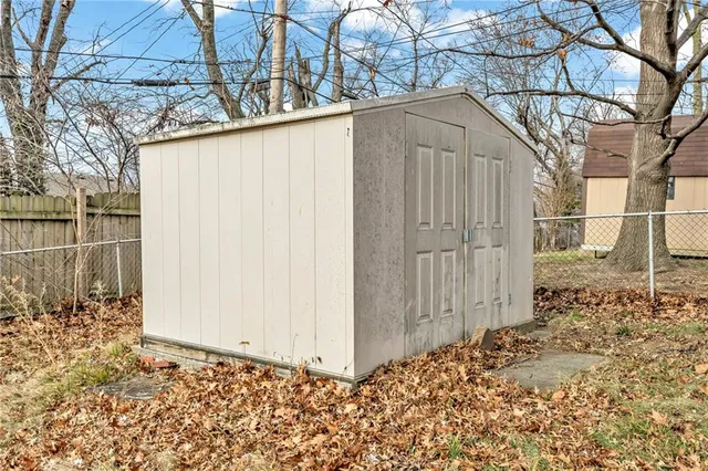 $235,000 | 5016 North Bellaire Avenue, Kansas City, MO 64119